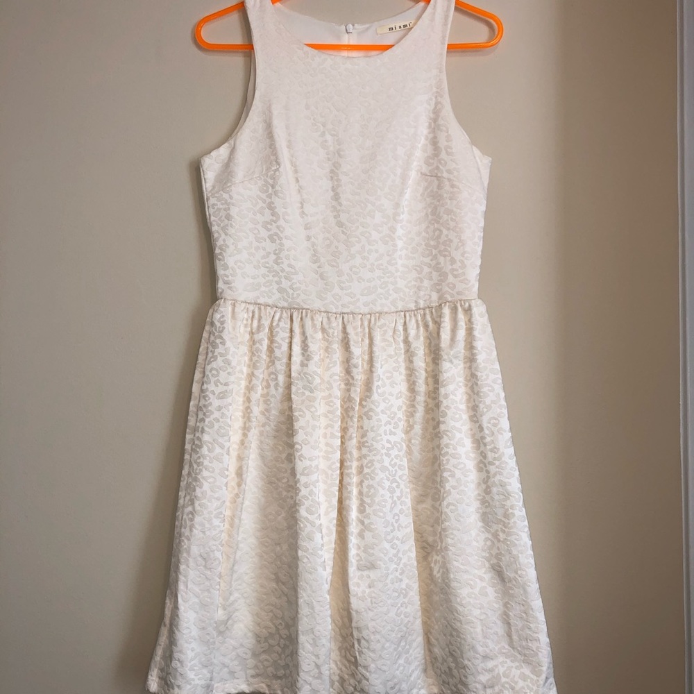 Miami Off-White Sleeveless Dress
